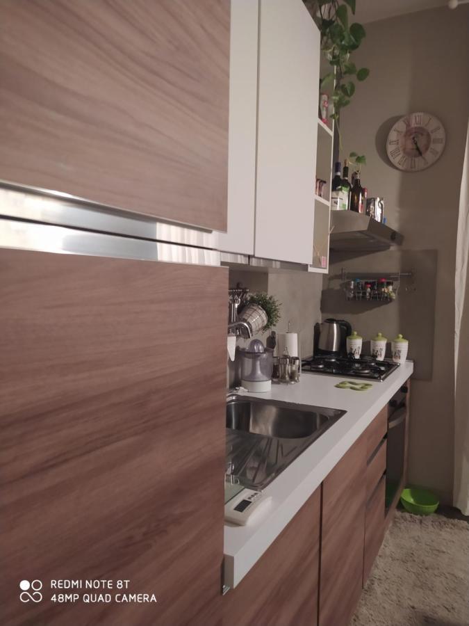 Room In Private Apartment Флоренция Экстерьер фото